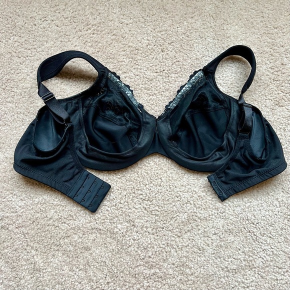 Glamorise Low Cut WonderWire Lace Bra - Picture 4 of 5